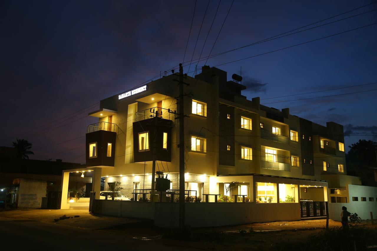 Samarth Residency Hotel Hospet Exterior photo